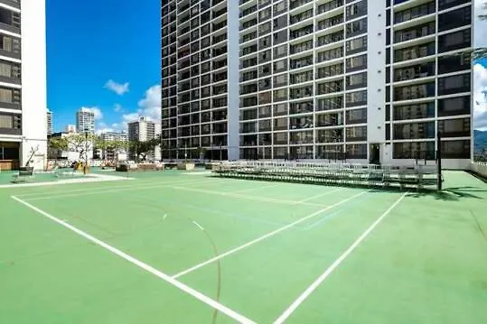Apartamento Sky-High Waikiki Escape--Mountain And Golf Course Views, Steps To The Beach And Free Parking Honolulu Estados Unidos