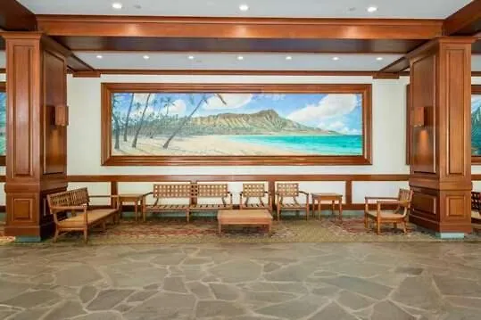 Apartment Sky-High Waikiki Escape--Mountain And Golf Course Views, Steps To The Beach And Free Parking Honolulu